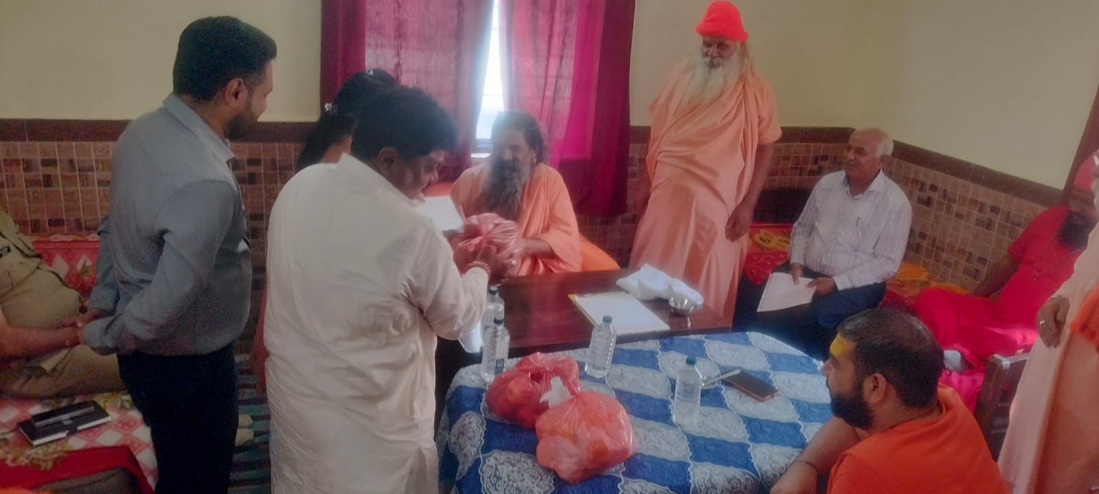 સિંદૂર રસપાન — શ્રી ફુલલિયા હનુમાન