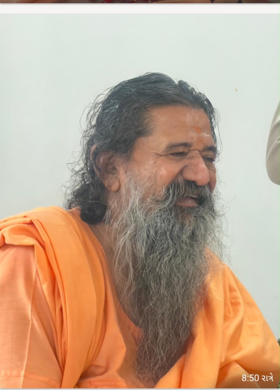 ગુરુ મહંત શ્રી મુક્તાનંદ બાપુ