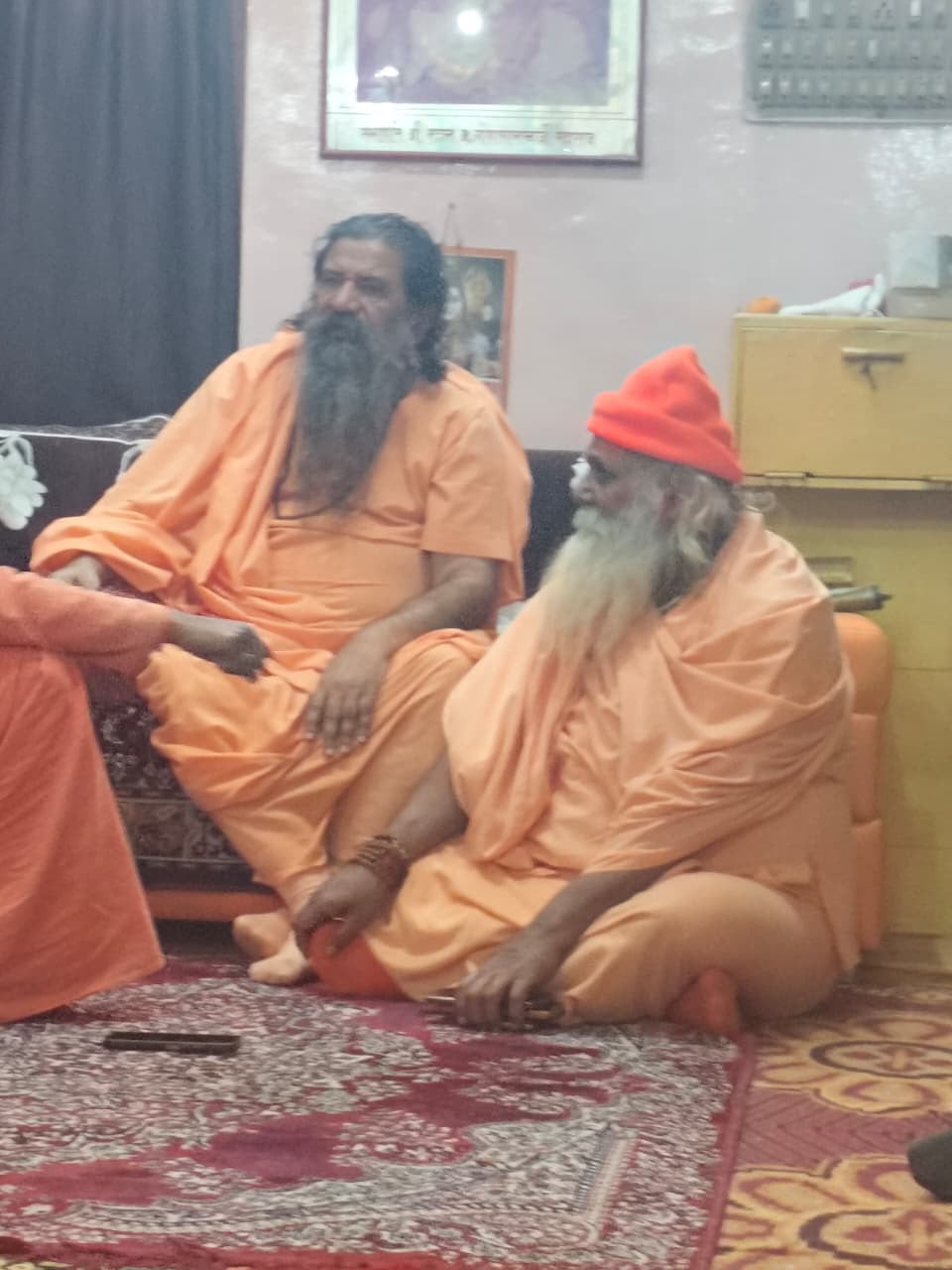 ગુરુ મહંત શ્રી મુક્તાનંદ બાપુ
